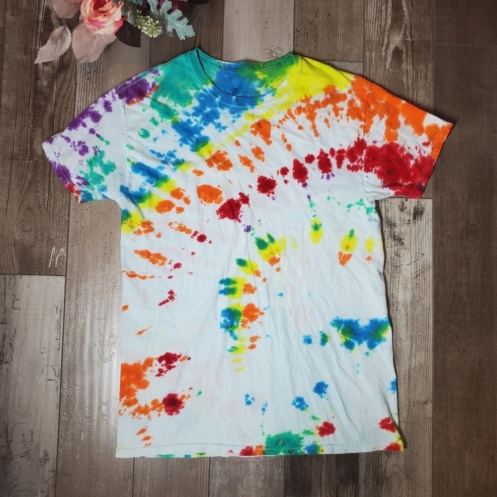 Hanes Vintage Custom Made Colorful Rainbow Tie-Dye Cotton T-Shirt Size Medium